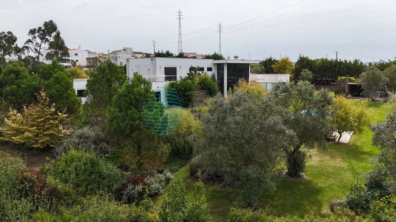 Moradia T7 para Venda em Atouguia da Baleia Foto 110