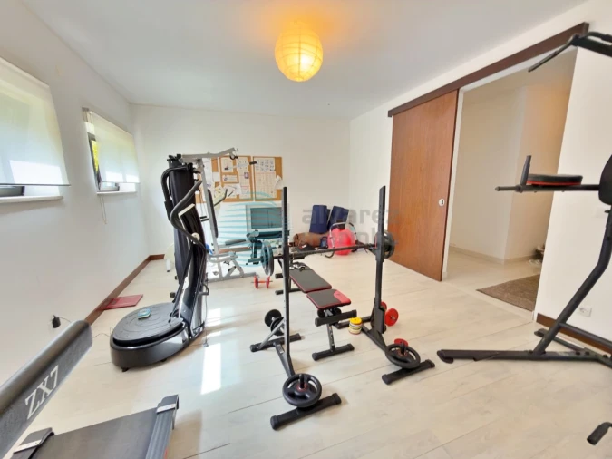 Moradia T7 para Venda em Atouguia da Baleia Foto 8