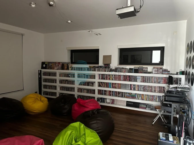 Moradia T7 para Venda em Atouguia da Baleia Foto 63