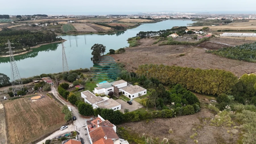 Moradia T7 para Venda em Atouguia da Baleia Foto 100