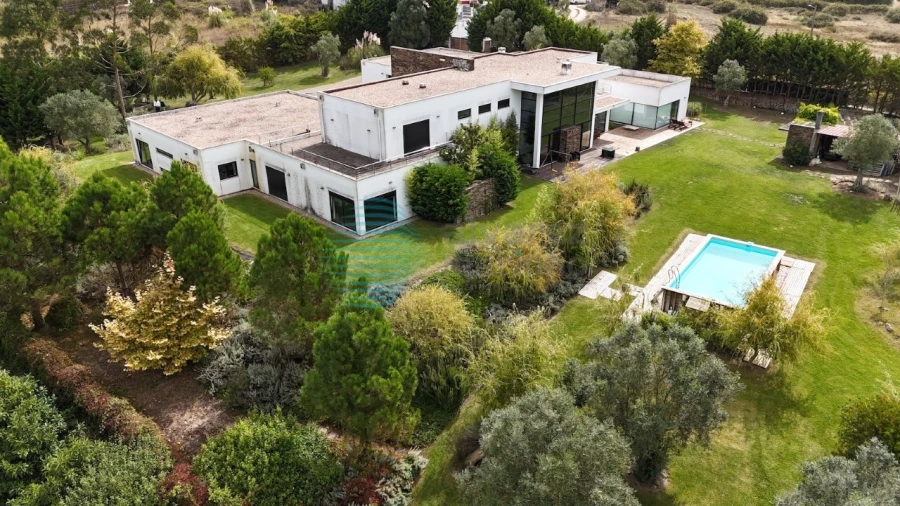 Moradia T7 para Venda em Atouguia da Baleia Foto 111