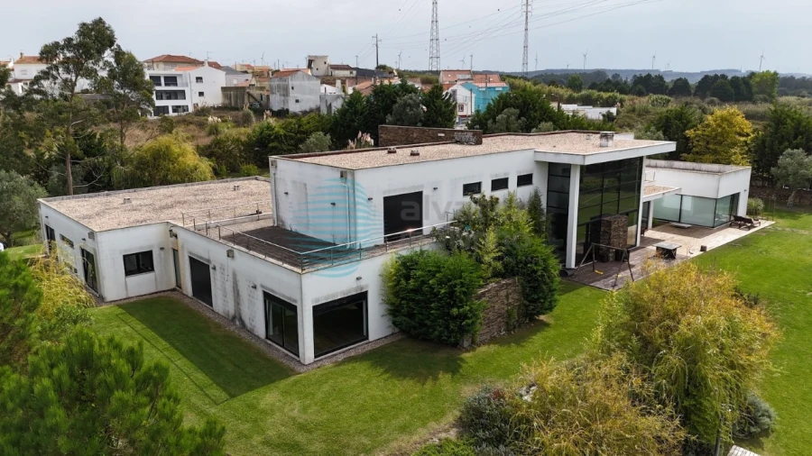 Moradia T7 para Venda em Atouguia da Baleia Foto 119