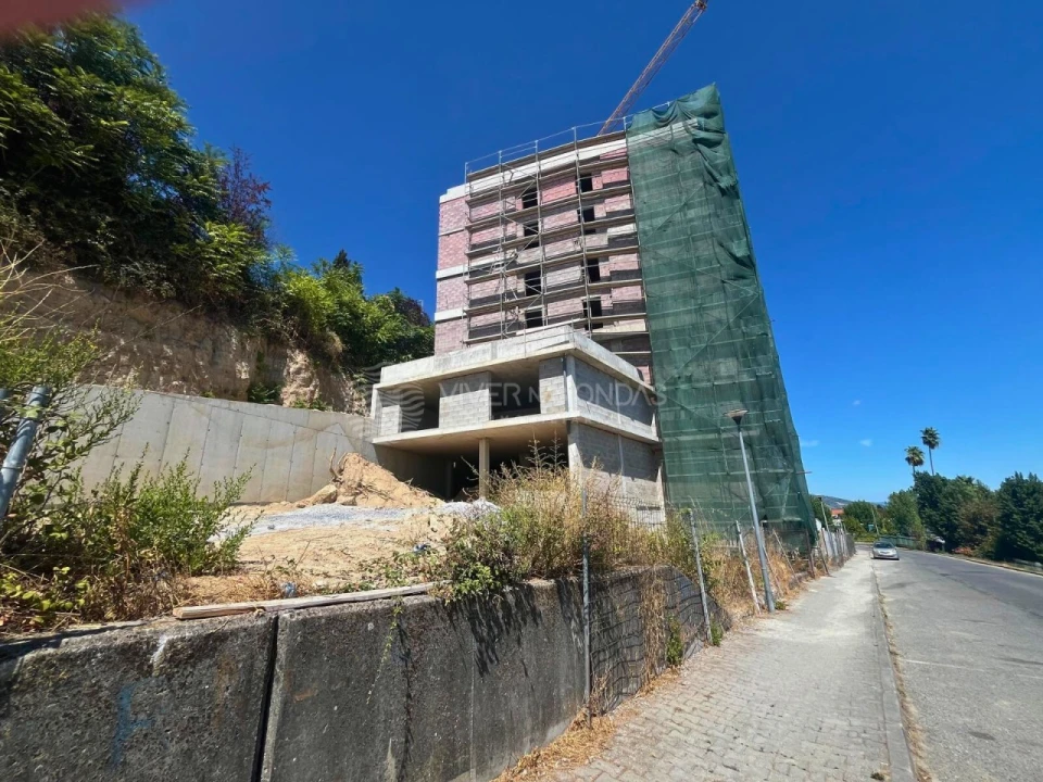Apartamento T2 para Venda em Covilhã e Canhoso Foto 31