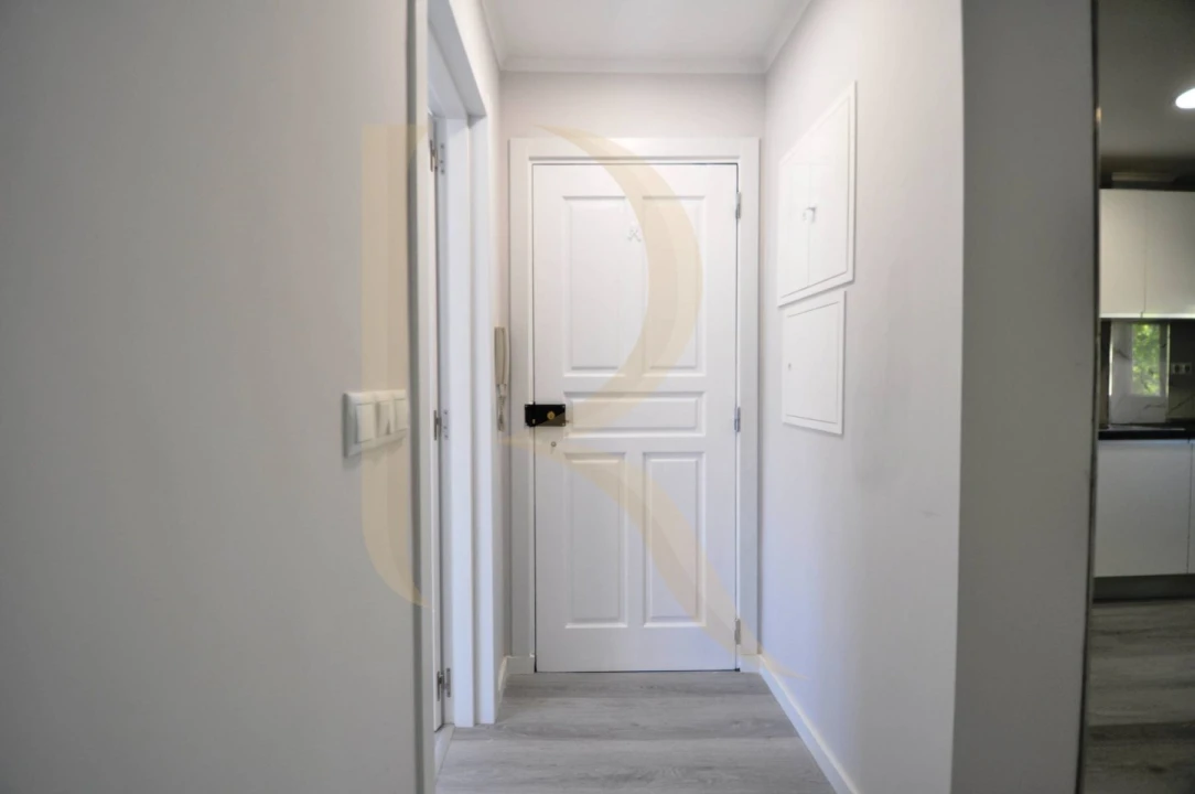 Apartamento T3 para Venda em Laranjeiro e Feijó Foto 6