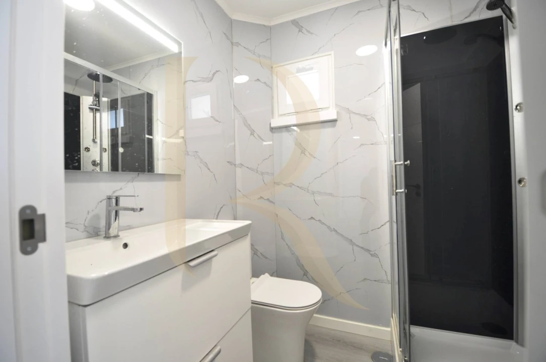 Apartamento T3 para Venda em Laranjeiro e Feijó Foto 9