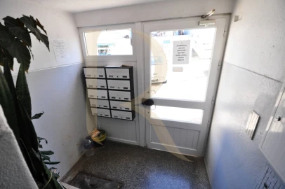 Apartamento T3 para Venda em Laranjeiro e Feijó
