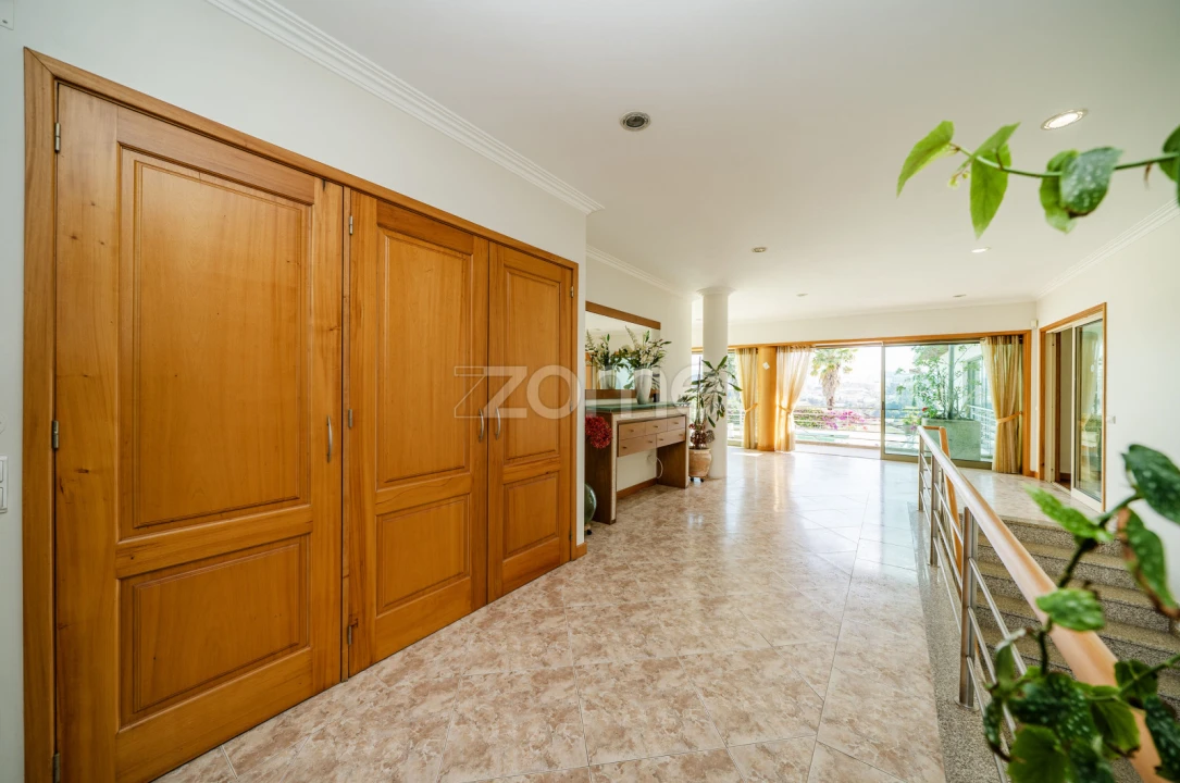 Moradia T7 para Venda em Ferreiros e Gondizalves Foto 9