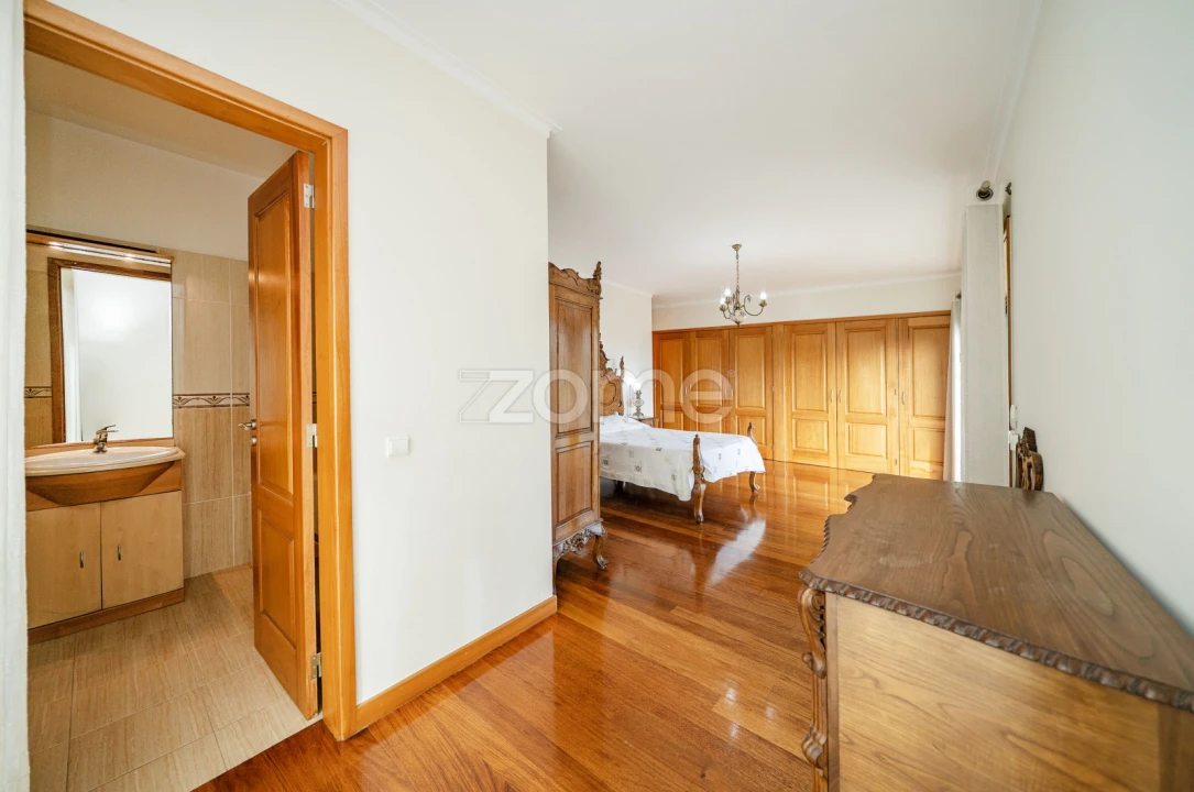 Moradia T7 para Venda em Ferreiros e Gondizalves Foto 52