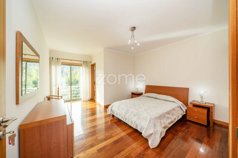 Moradia T7 para Venda em Ferreiros e Gondizalves Foto 41