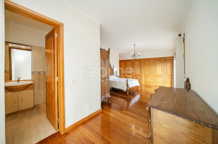 Moradia T7 para Venda em Ferreiros e Gondizalves Foto 52