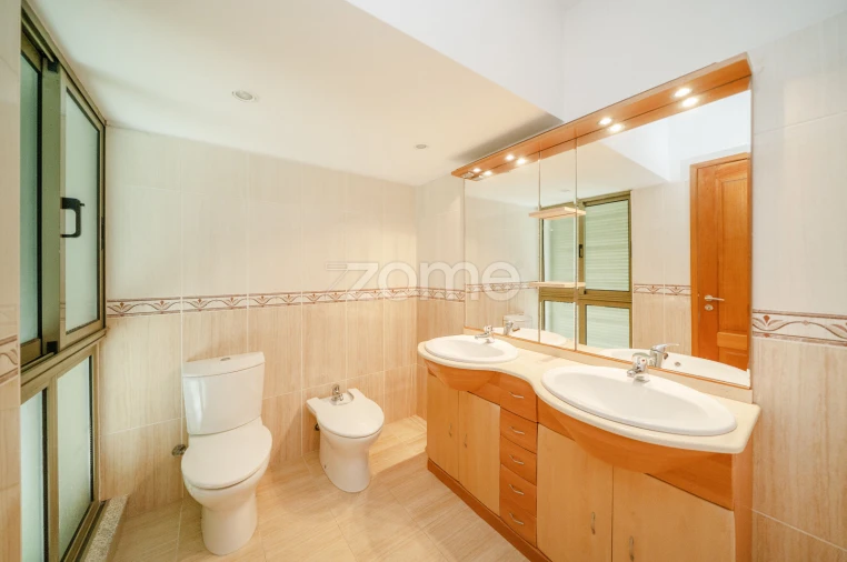 Moradia T7 para Venda em Ferreiros e Gondizalves Foto 53