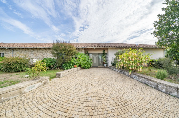 Moradia T7 para Venda em Ferreiros e Gondizalves Foto 6