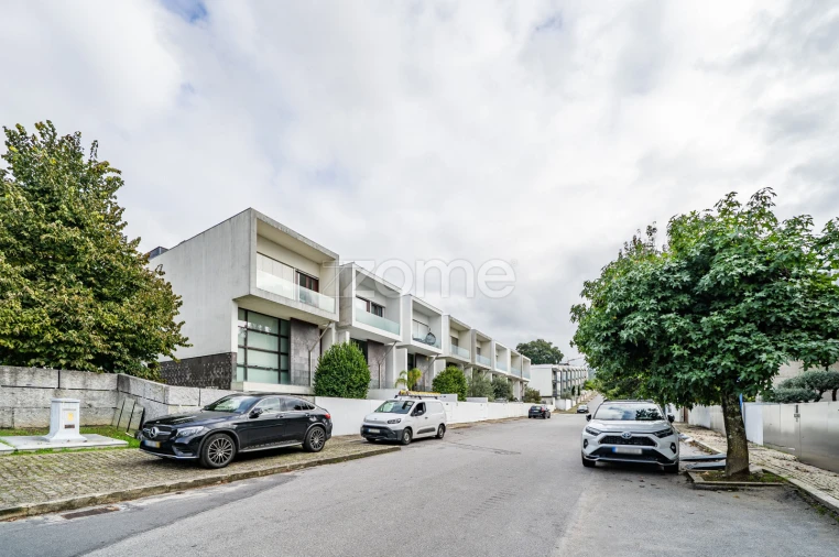 Moradia T4 para Venda em Nogueiró e Tenões Foto 30