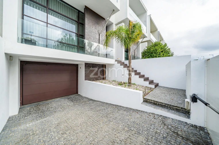 Moradia T4 para Venda em Nogueiró e Tenões Foto 69