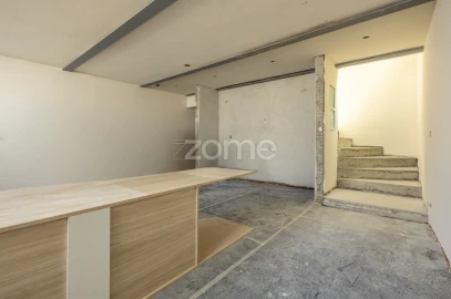 Apartamento T2 para Venda em Aldoar, Foz do Douro e Nevogilde
