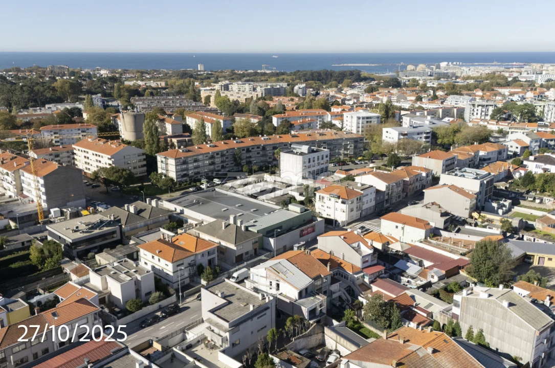Apartamento T2 para Venda em Aldoar, Foz do Douro e Nevogilde Foto 29
