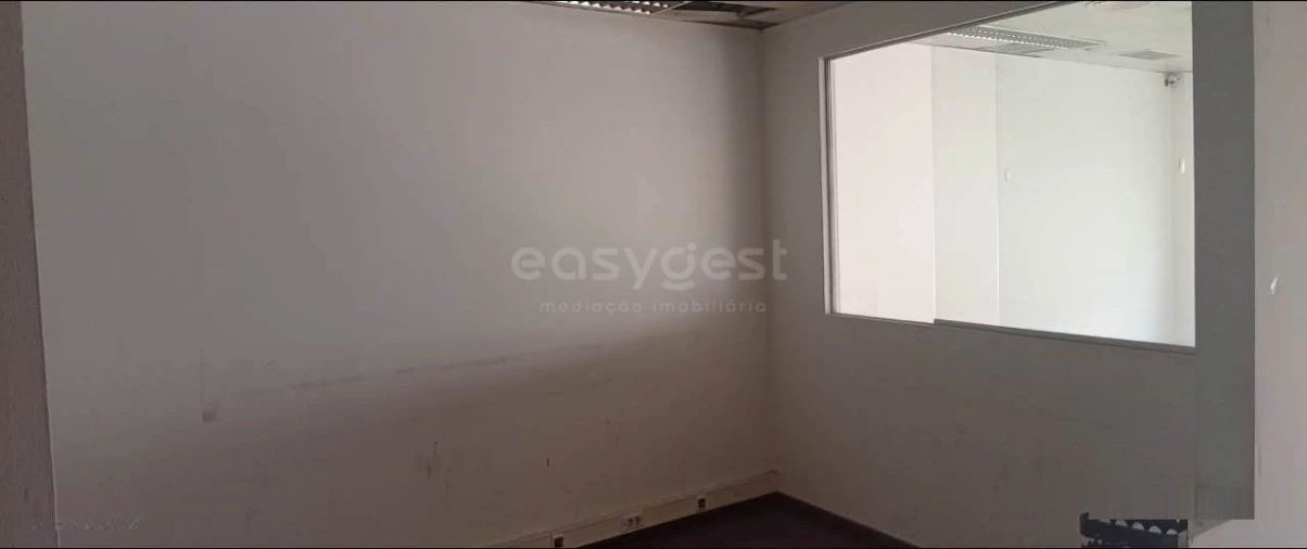 Escritório para Venda em Leiria, Pousos, Barreira e Cortes Foto 6