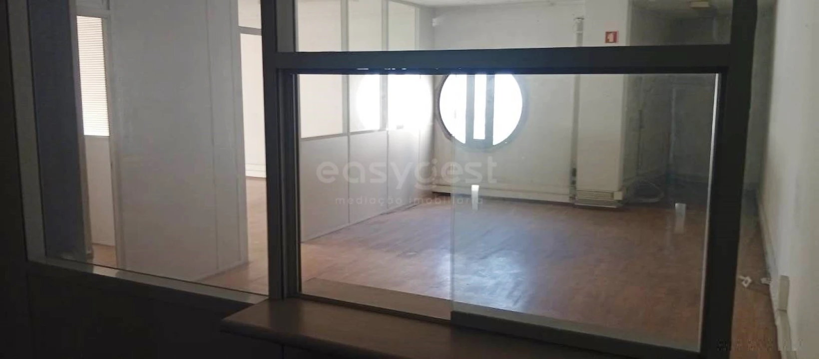 Escritório para Venda em Leiria, Pousos, Barreira e Cortes Foto 9