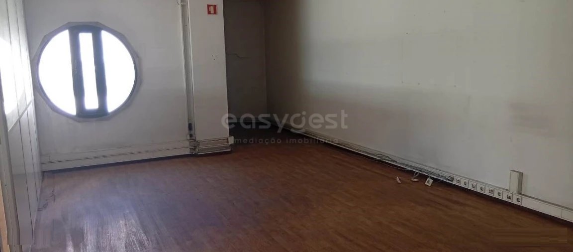 Escritório para Venda em Leiria, Pousos, Barreira e Cortes Foto 3