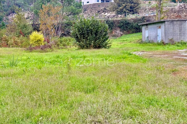 Terreno para Venda em Eiriz Foto 6