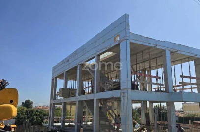 Moradia T6 para Venda em Carcavelos e Parede