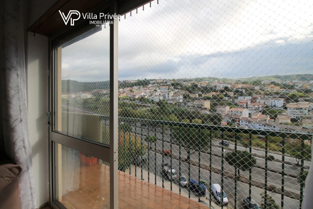 Apartamento T3 para Venda em Santo Antonio dos Olivais Foto 7