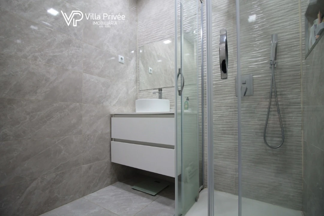 Apartamento T3 para Venda em Santo Antonio dos Olivais Foto 22