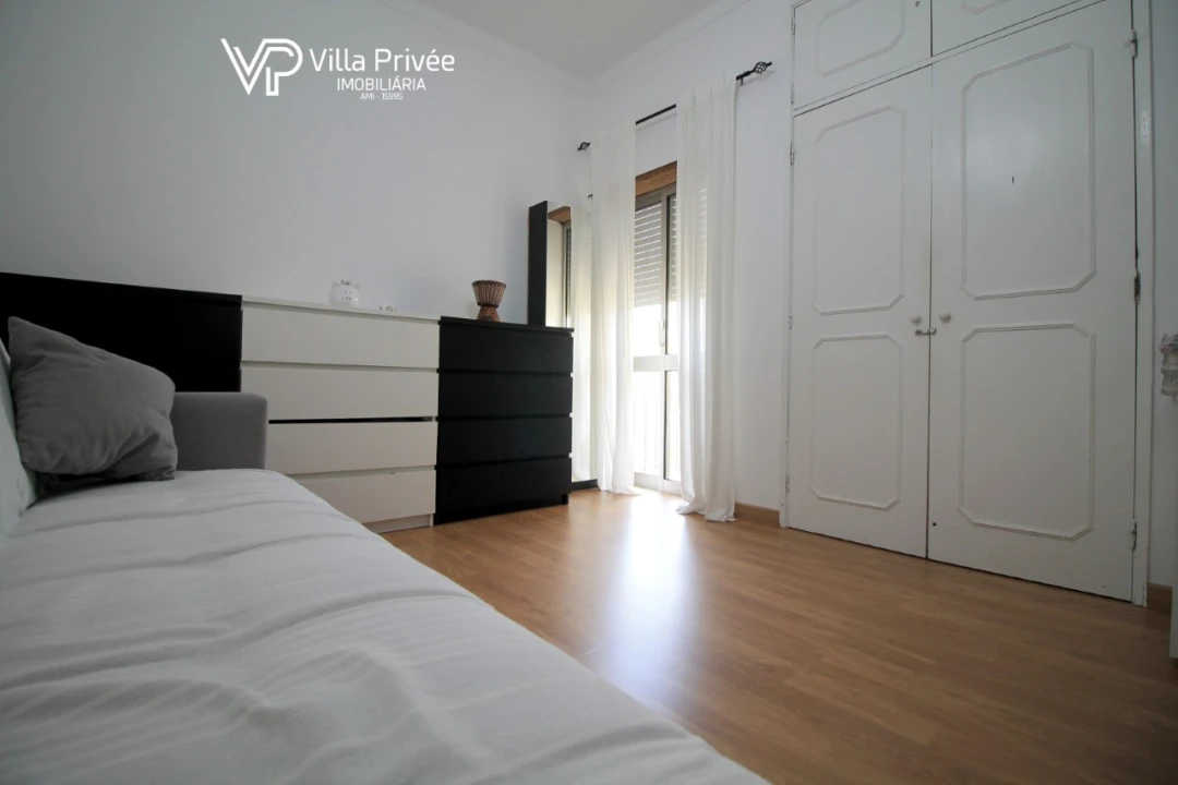 Apartamento T3 para Venda em Santo Antonio dos Olivais Foto 26