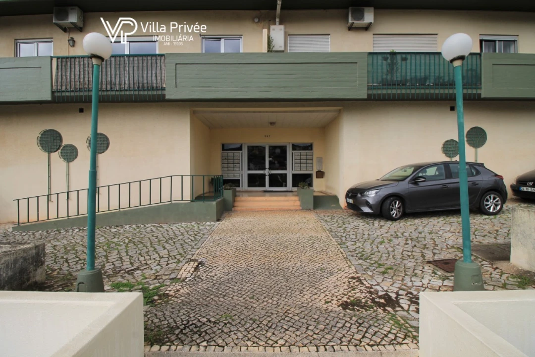 Apartamento T3 para Venda em Santo Antonio dos Olivais Foto 30