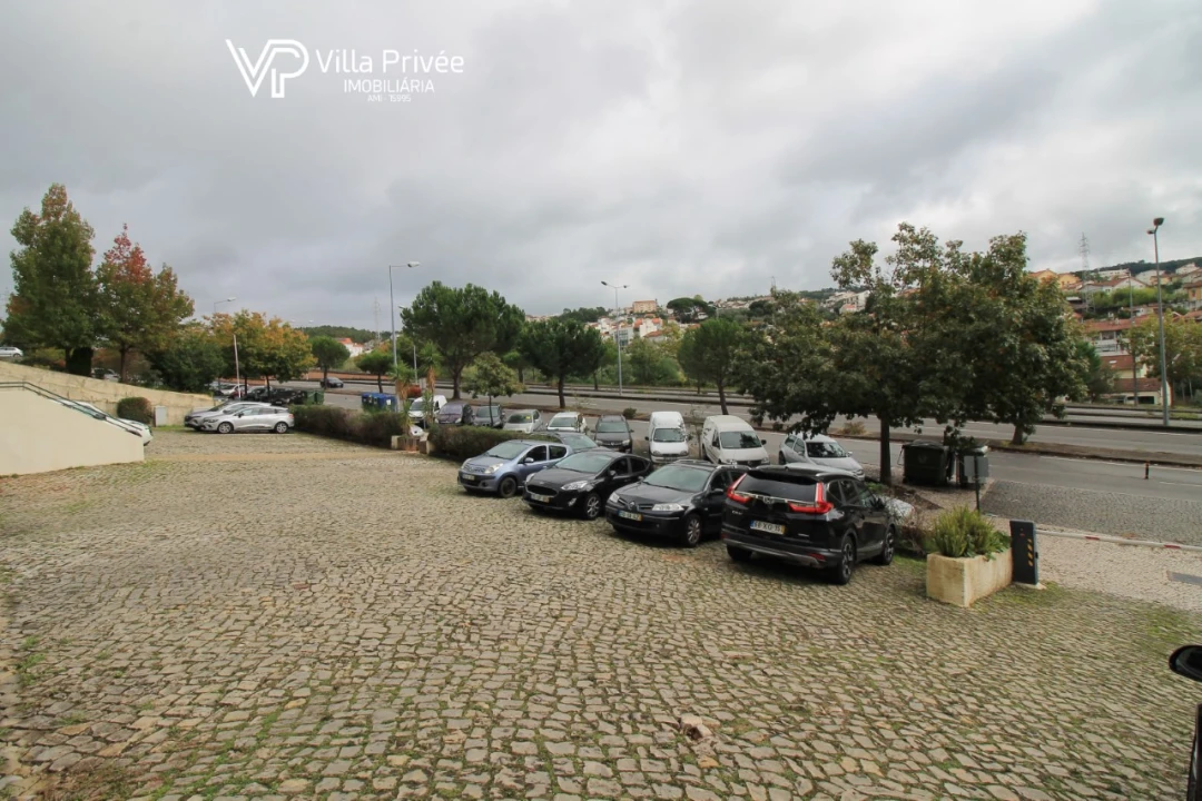 Apartamento T3 para Venda em Santo Antonio dos Olivais Foto 35