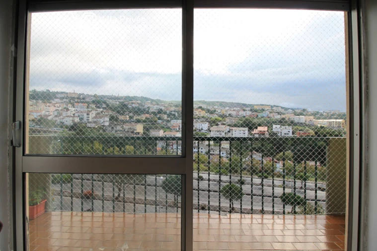 Apartamento T3 para Venda em Santo Antonio dos Olivais Foto 6