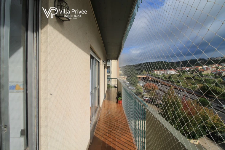 Apartamento T3 para Venda em Santo Antonio dos Olivais Foto 11