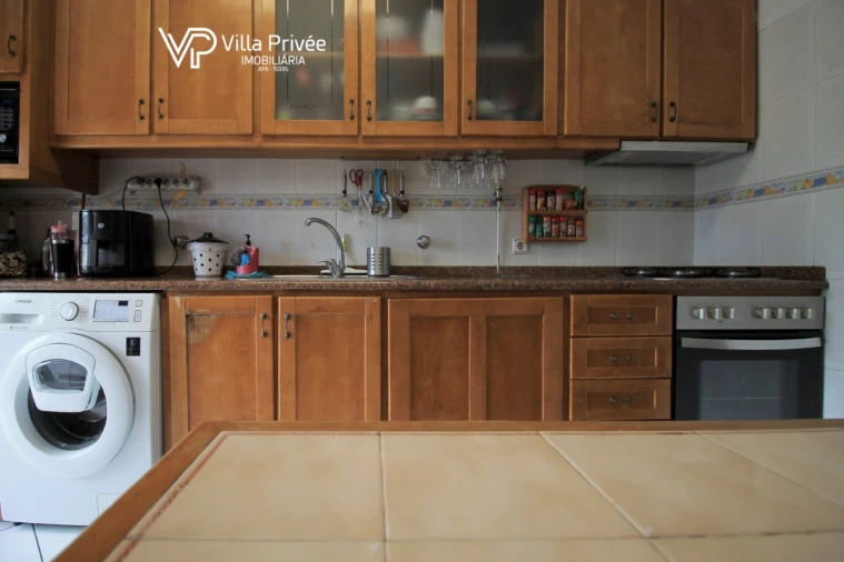 Apartamento T3 para Venda em Santo Antonio dos Olivais Foto 15