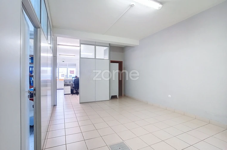 Negócio para Venda em Ouca Foto 8