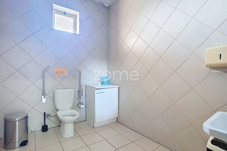 Negócio para Venda em Ouca Foto 10