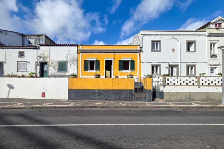 Moradia T3 para Venda em Ponta Delgada (São Pedro) Foto 5