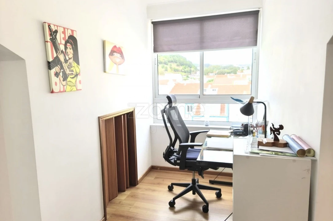 Apartamento T2 para Venda em Fajã de Baixo Foto 15