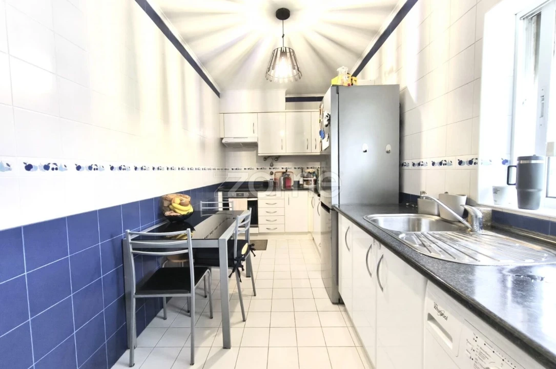 Apartamento T2 para Venda em Fajã de Baixo Foto 10