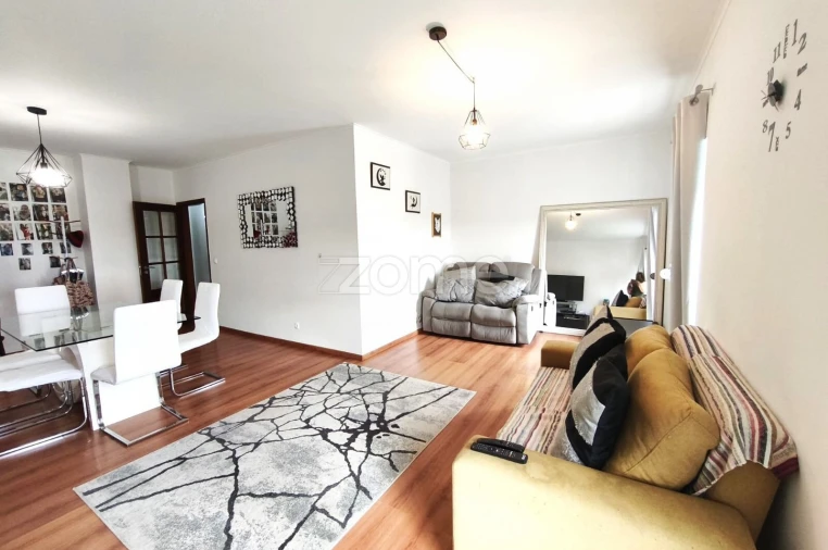 Apartamento T2 para Venda em Fajã de Baixo Foto 26