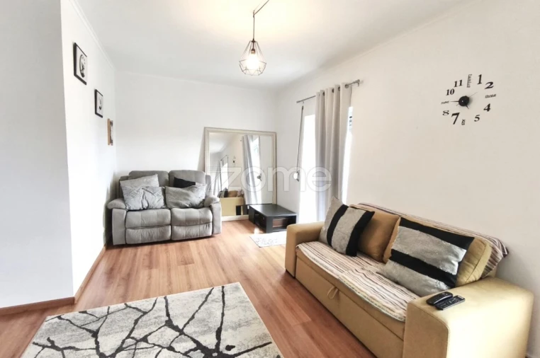 Apartamento T2 para Venda em Fajã de Baixo Foto 4