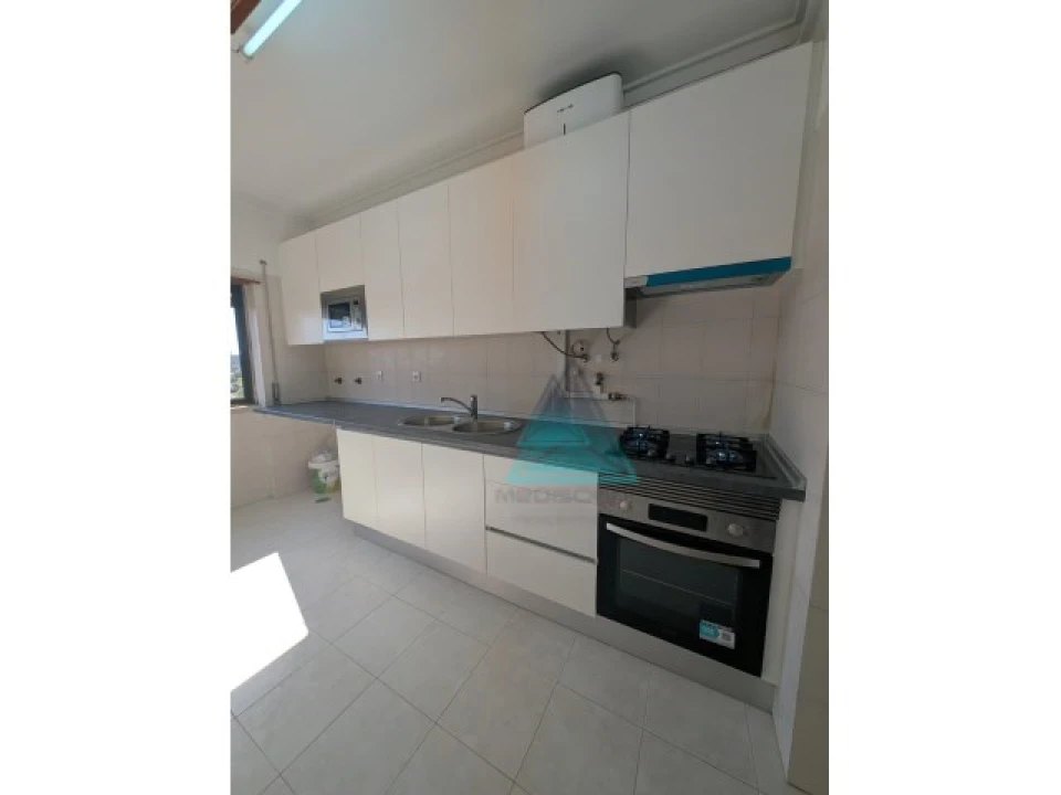 Apartamento T3 para Venda em Sado Foto 1