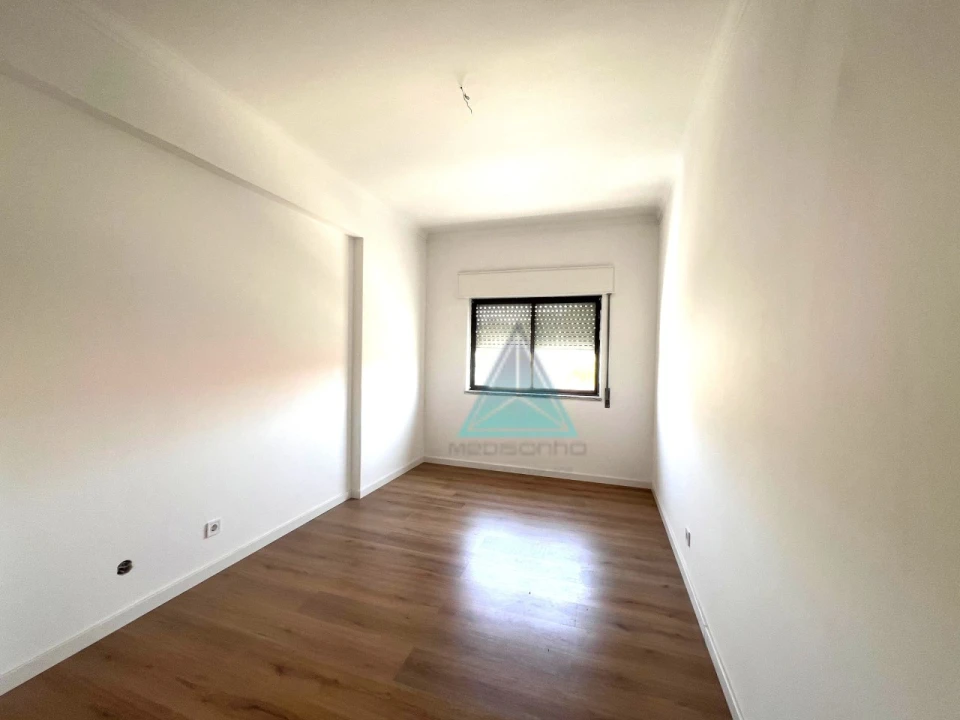Apartamento T3 para Venda em Sado Foto 8