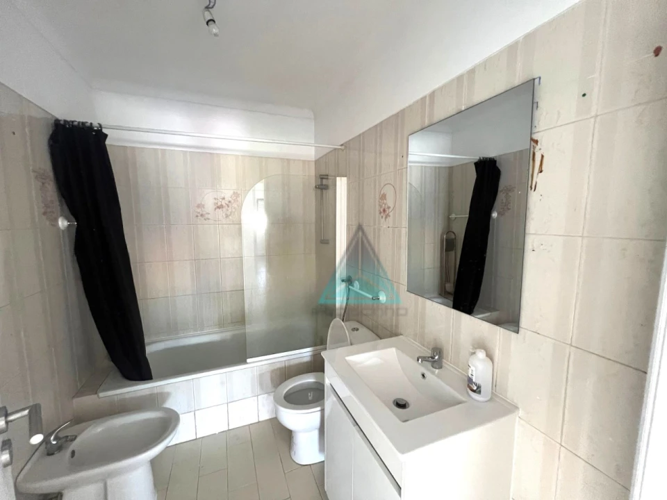 Apartamento T3 para Venda em Sado Foto 11
