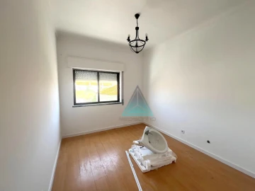 Apartamento T3 para Venda em Sado