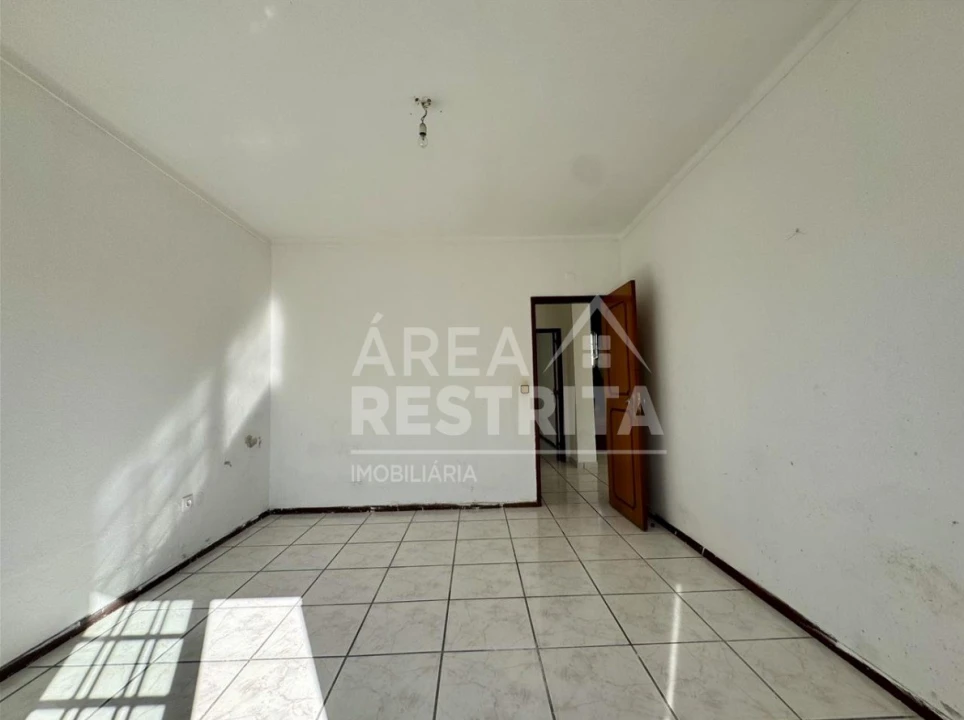 Moradia T3 para Venda em Azeitão (São Lourenço e São Simão) Foto 8