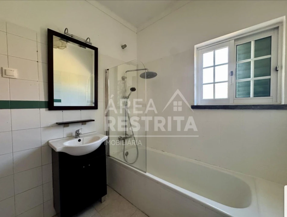 Moradia T3 para Venda em Azeitão (São Lourenço e São Simão) Foto 13