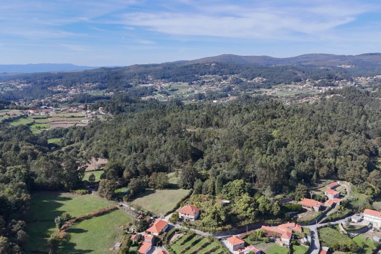 Moradia T3 para Venda em Rubiães Foto 2