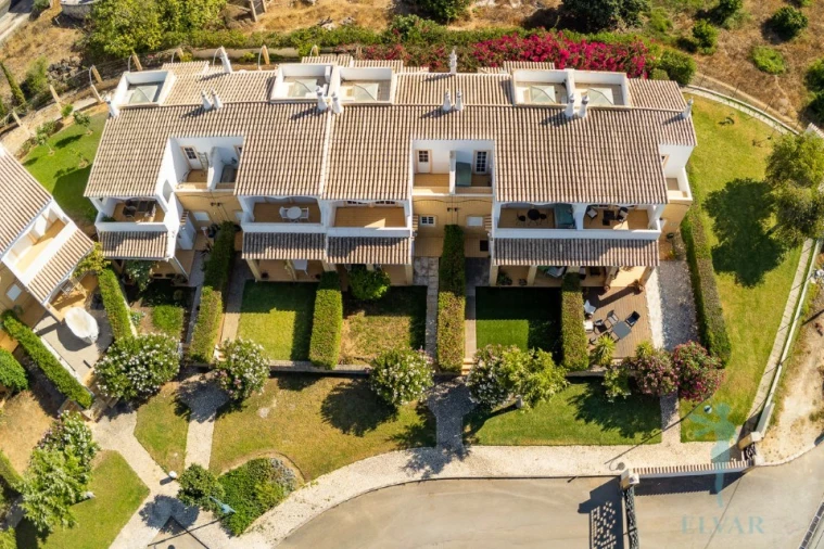 Moradia T2 para Arrendamento em Alvor Foto 24