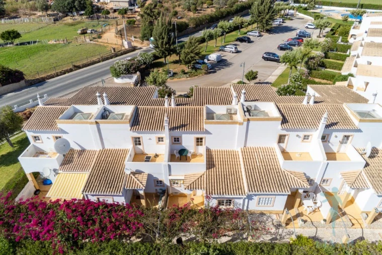 Moradia T2 para Arrendamento em Alvor Foto 29