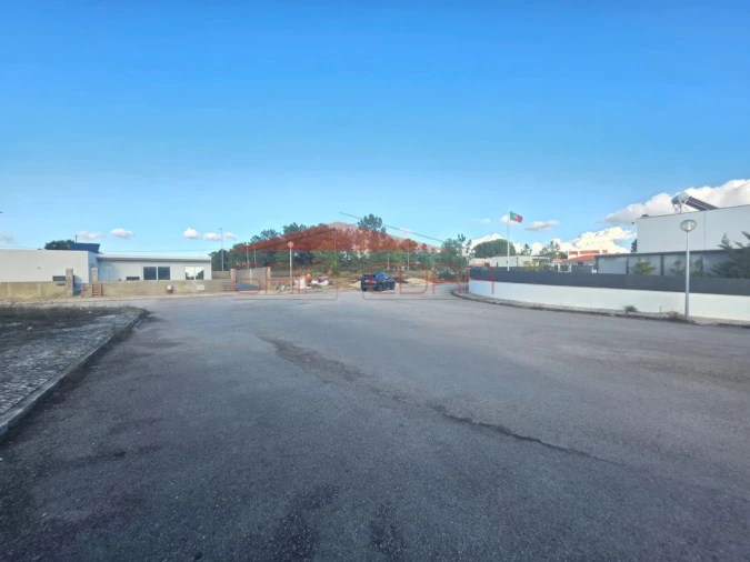 Terreno para Venda em Azambuja Foto 2